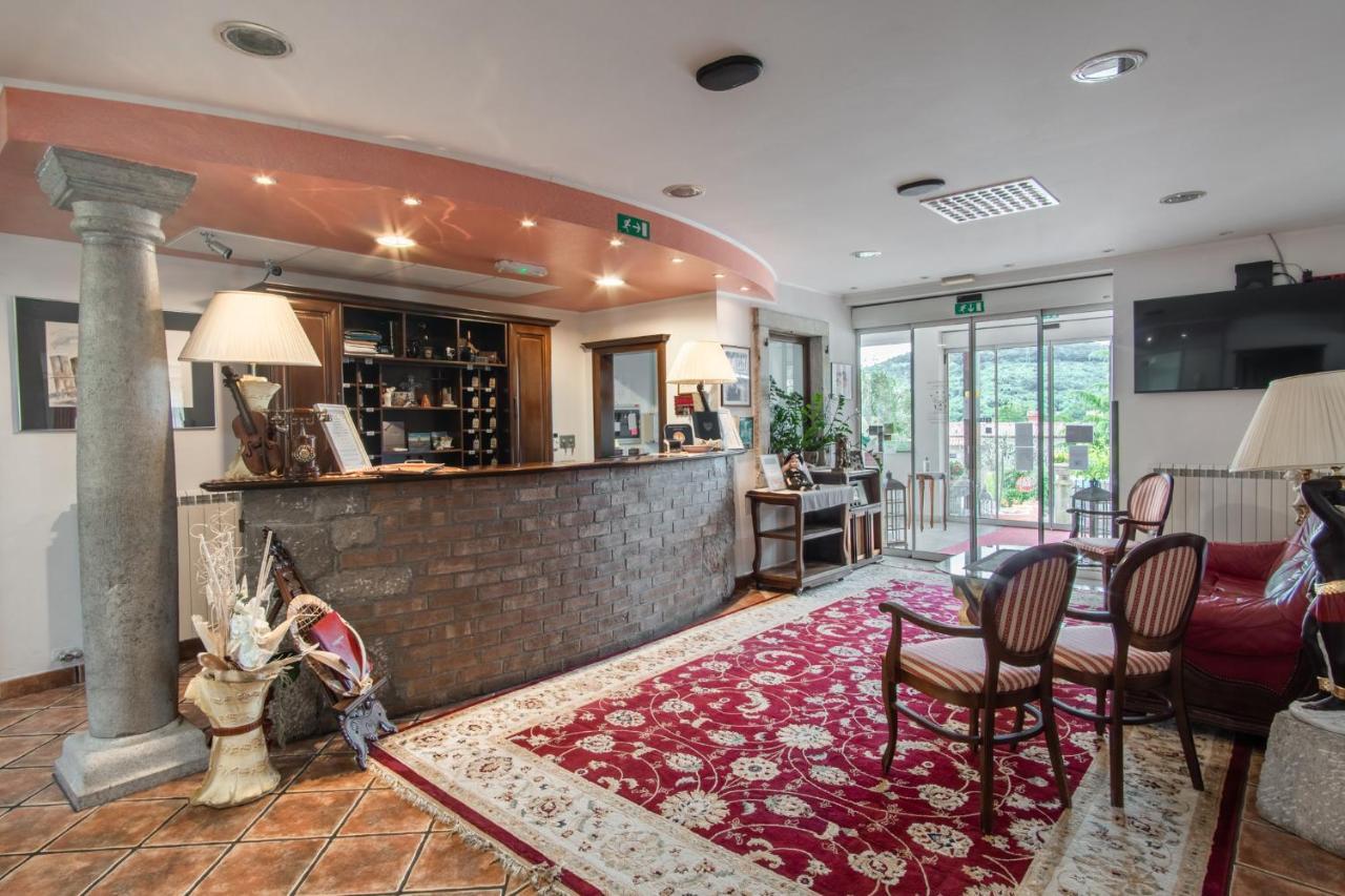 Boutique Hotel Grahor Сежана Екстериор снимка