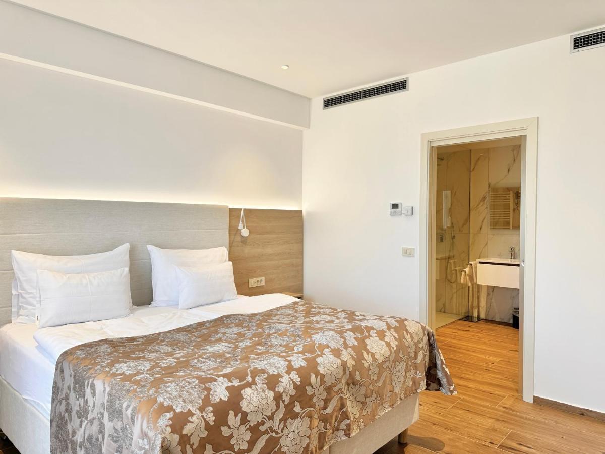 Boutique Hotel Grahor Сежана Стая снимка