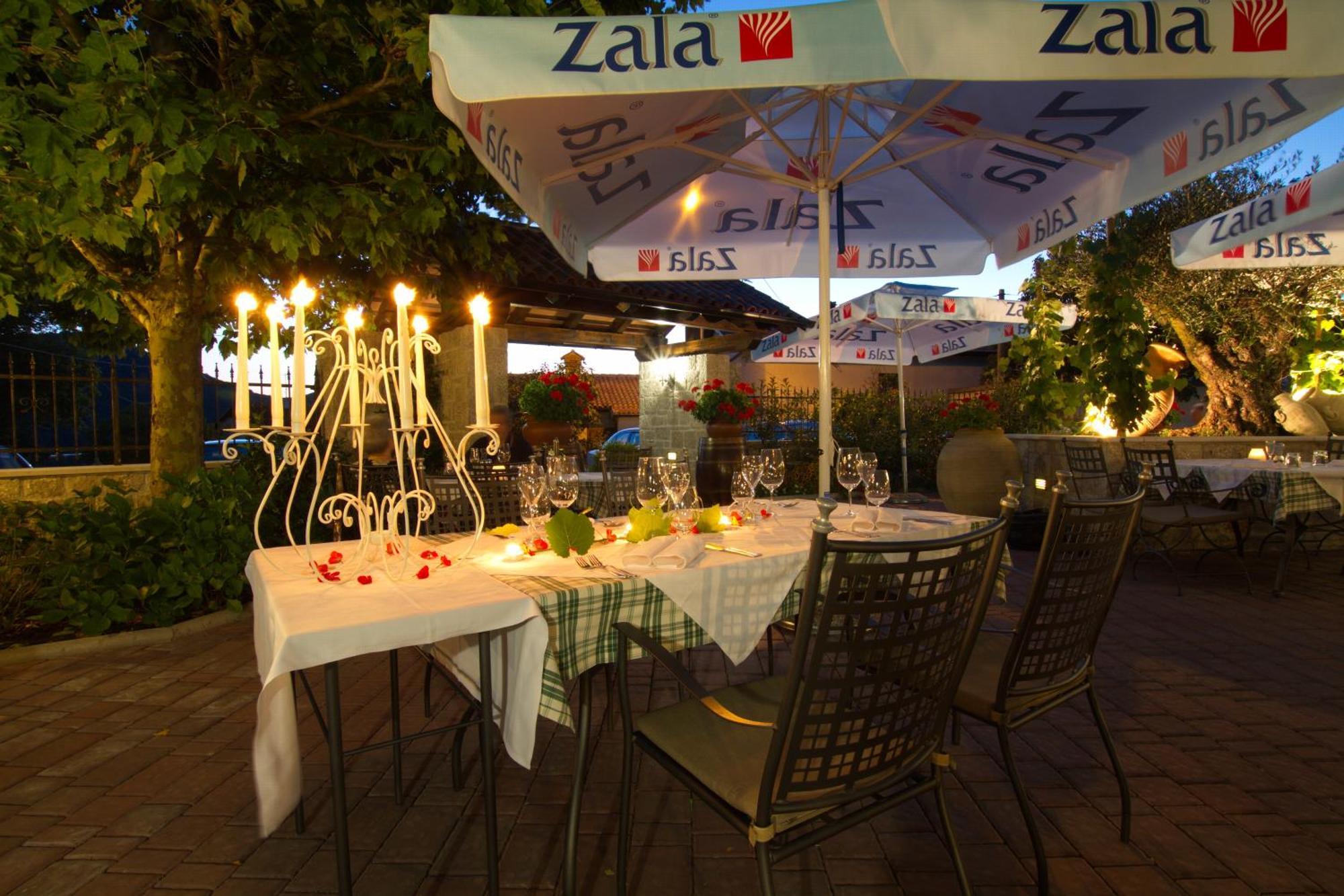 Boutique Hotel Grahor Сежана Екстериор снимка